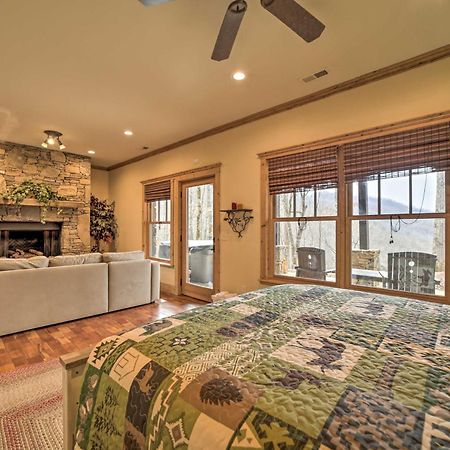 Luxury Cabin Rental In Franklin With Private Hot Tub Luaran gambar